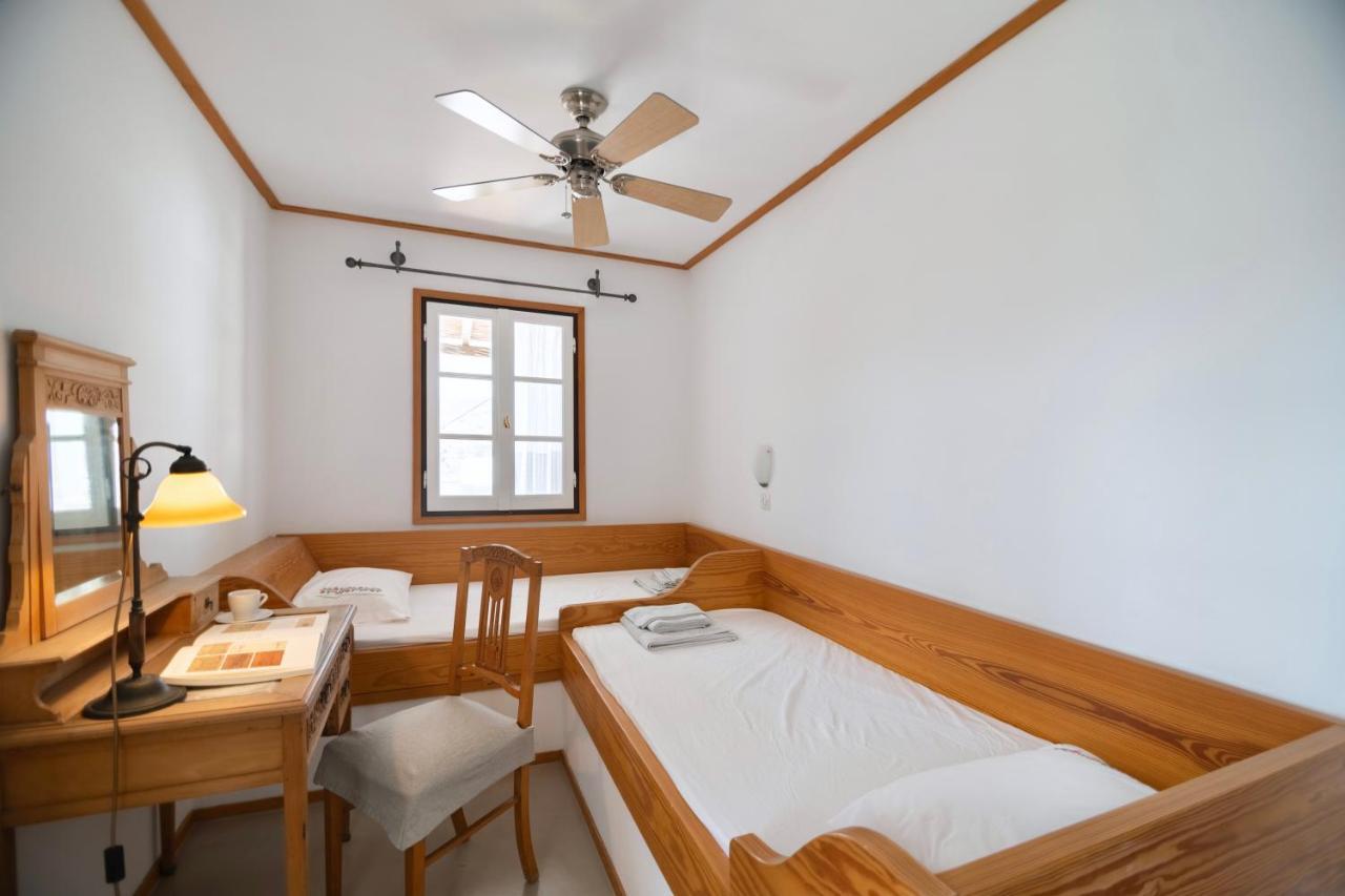 Lotos Beach Home Kini Zewnętrze zdjęcie