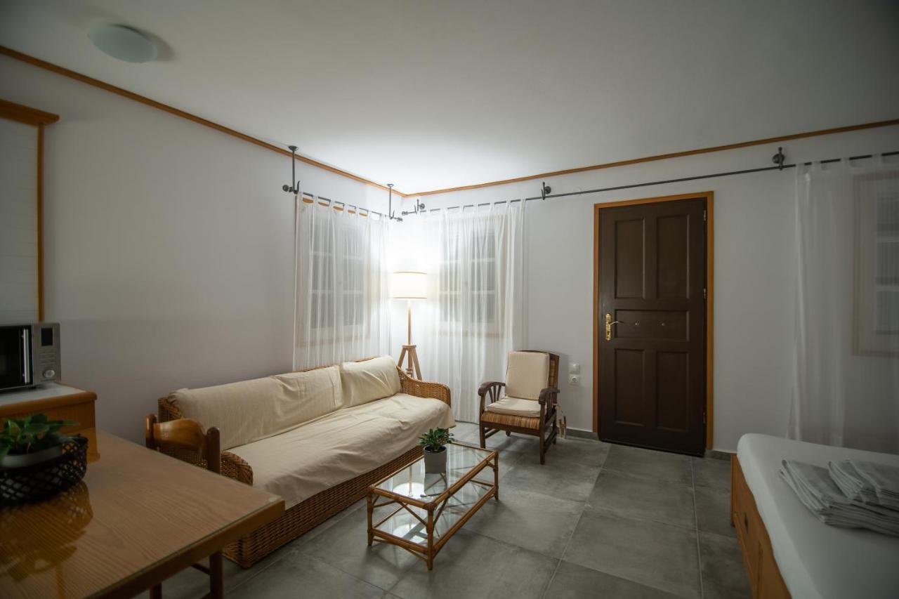 Lotos Beach Home Kini Zewnętrze zdjęcie