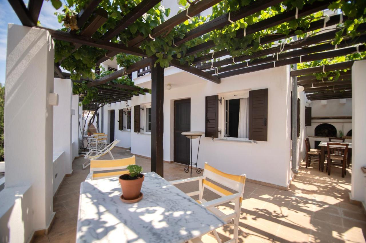 Lotos Beach Home Kini Zewnętrze zdjęcie